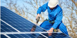 Installation Maintenance Panneaux Solaires Photovoltaïques à Bellenaves